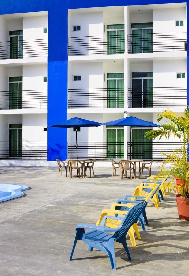 Global Express Hotel Escárcega Kültér fotó